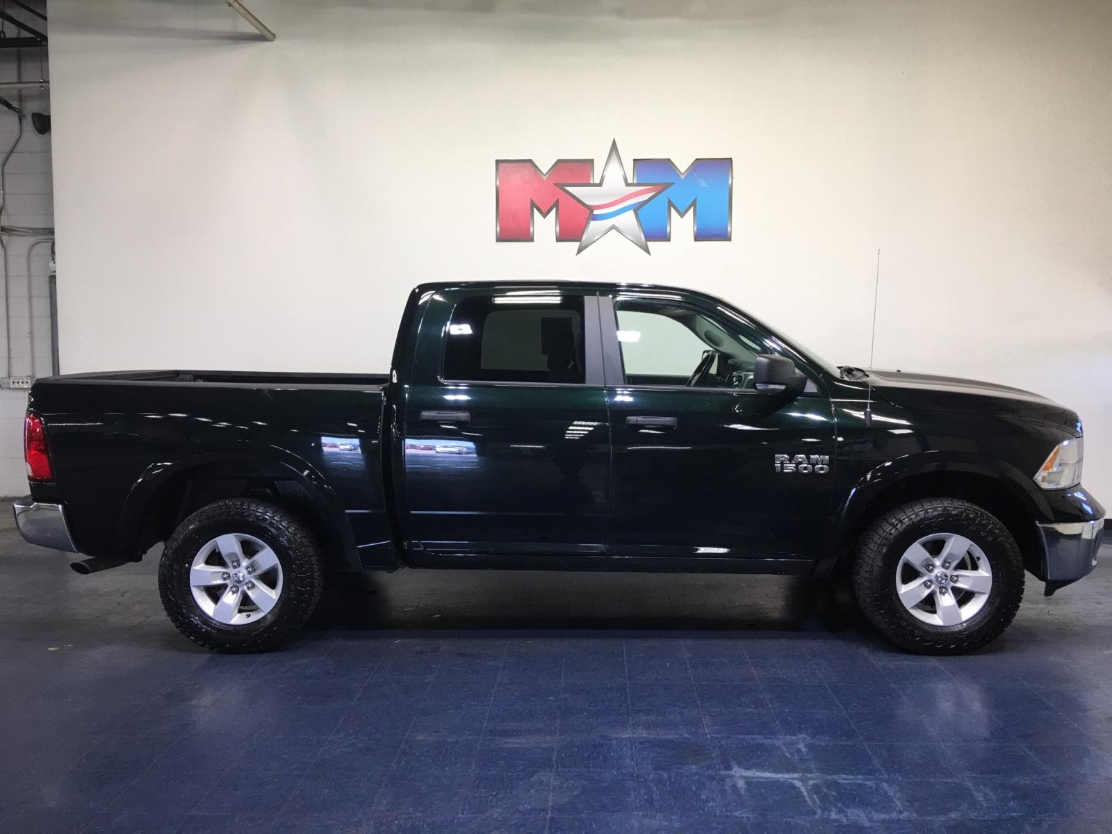 Pre Owned 2016 Ram 1500 4wd Crew Cab 1405 Outdoorsman Crew Cab Pickup In Christiansburg X57074 1863